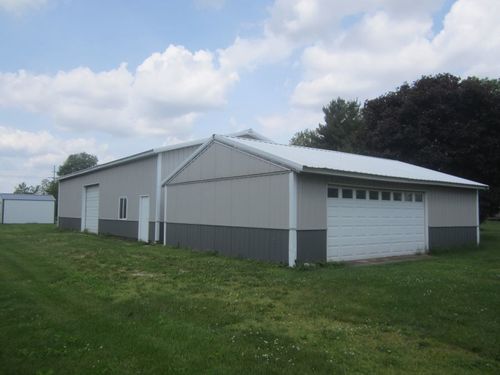 105 Nw Lexington, Iroquois, IL, 60945 | Card Image