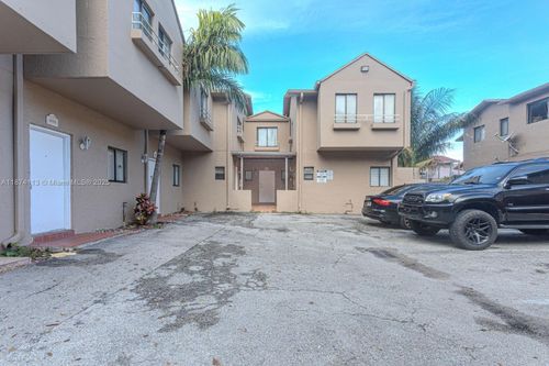 5698-5698 W 25th Ct, Hialeah, FL, 33016-4413 | Card Image