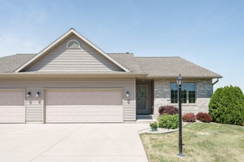 W5572 County Road Me, Watertown, WI, 53098 | Card Image