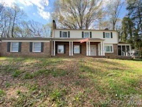 640 Edgewood Dr, Wilkesboro, NC, 28697-3004 | Card Image