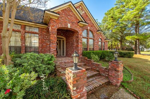 114 Sussex Ct, Bossier City, LA, 71111-6057 | Card Image