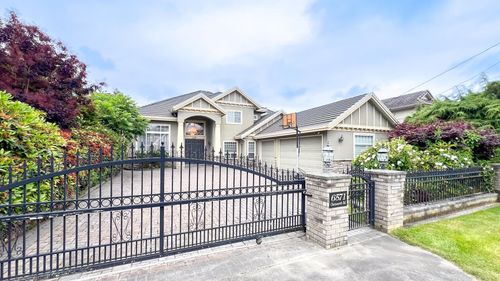 6571 Chatsworth Rd, Richmond, BC, V7C3S4 | Card Image