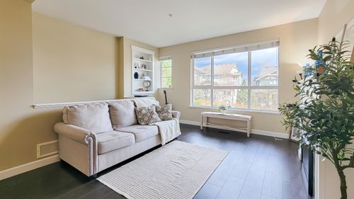 4-7059 210 St, Langley, BC, V2Y0T2 | Card Image