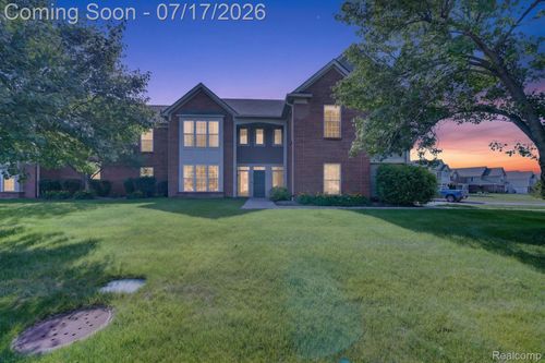 51844 Adler Park Dr E, Chesterfield, MI, 48051-2334 | Card Image