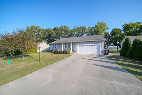 1894 Harold St, Adrian, MI, 49221-4461 | Card Image