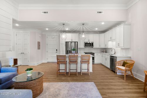 unit-102-805 Mulberry St, Beaufort, NC, 28516-1935 | Card Image