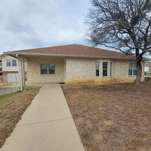 1504 A Claremont Cir, Marble Falls, TX, 78654 | Card Image