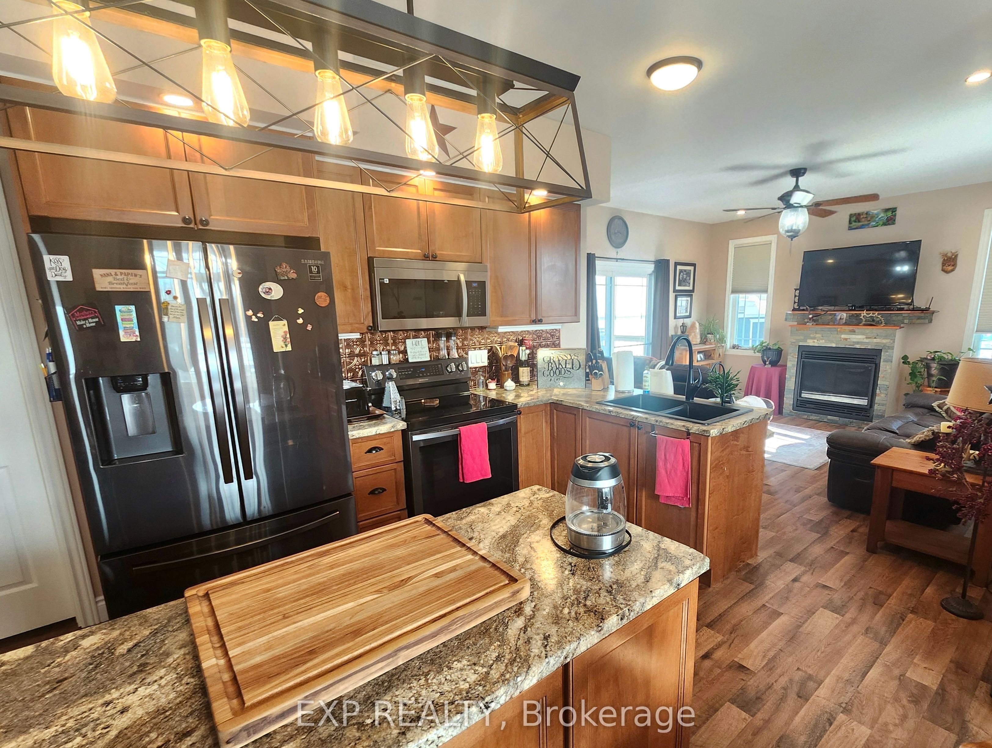 Residential in South Dundas 4