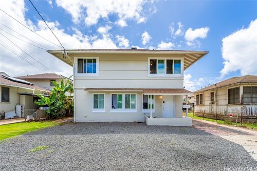 737 Hauoli Street, Honolulu, HI, 96826 | Card Image