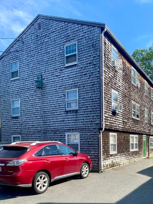 4-59 Commercial St, Marblehead, MA, 01945-3177 | Card Image