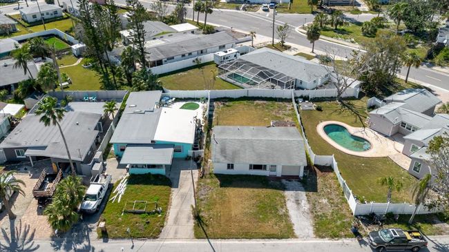 596 S Bayshore Dr, House other with 2 bedrooms, 1 bathrooms and null parking in MADEIRA BEACH FL | Image 57