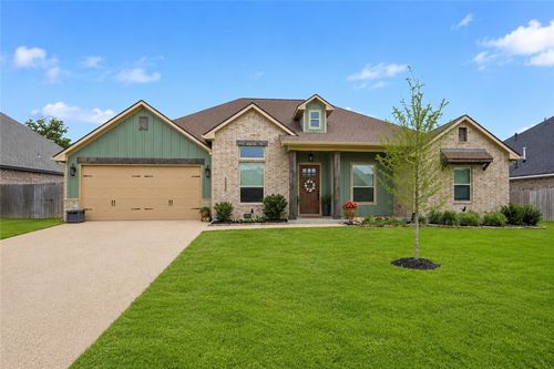 3320 Stoneleigh Rd, Bryan, TX, 77808-1425 | Card Image