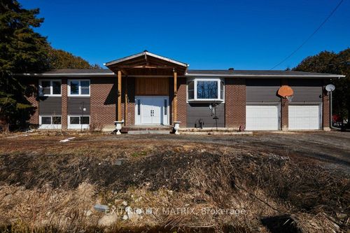 2750 Eldo St, Metcalfe, ON, K0A2P0 | Card Image