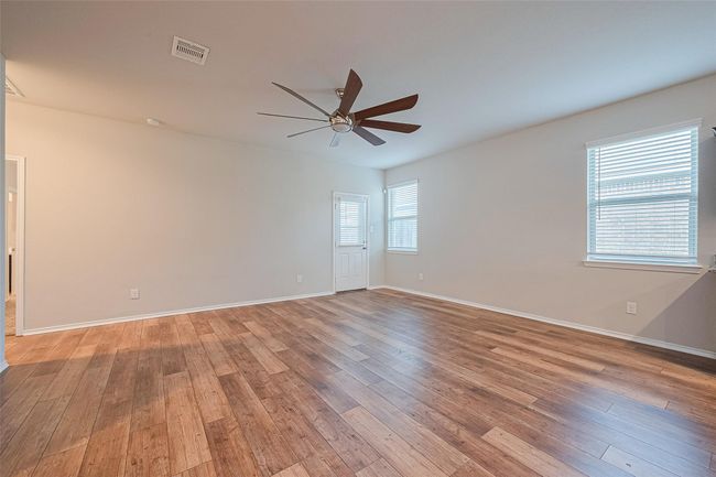 Living Room | Image 13
