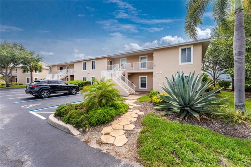 101-9500 Fiddlers Green Cir, ROTONDA WEST, FL, 33947-2826 | Card Image