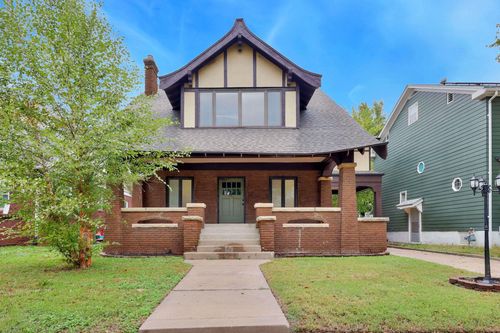 516 W Pine Ave, El Dorado, KS, 67042-2713 | Card Image