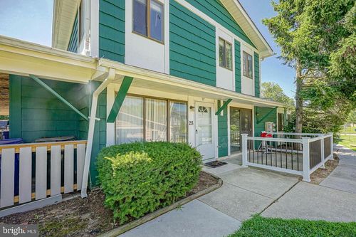 28 Birchwood Ct, WEST DEPTFORD, NJ, 08066-2407 | Card Image