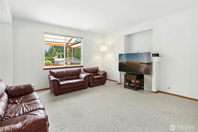 9 166 Th Pl Se, House other with 4 bedrooms, 3 bathrooms and 2 parking in Bothell WA | Image 10