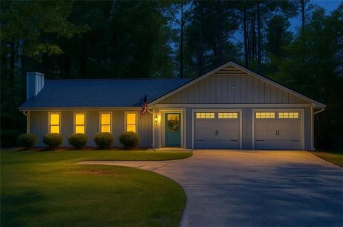 3410 Holliglen Dr, Marietta, GA, 30062-1143 | Card Image