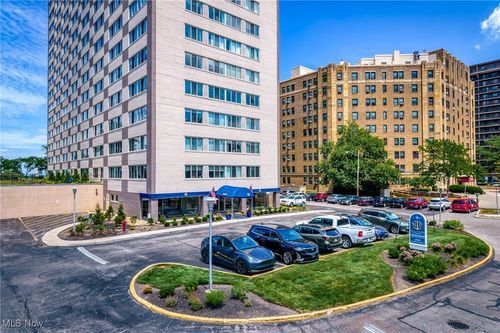 apt-1602-12520 Edgewater Dr, Lakewood, OH, 44107-1608 | Card Image