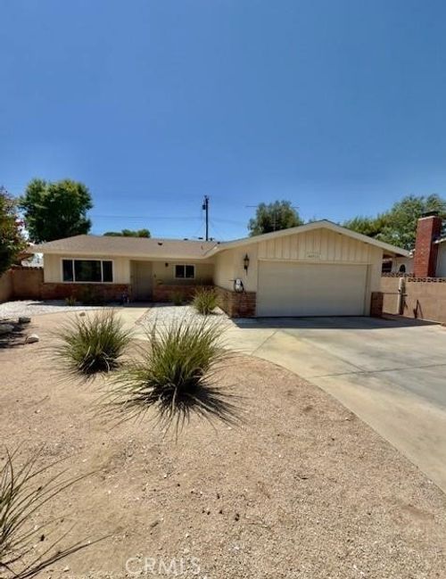 44513 Tabler St, Lancaster, CA, 93535-3202 | Card Image