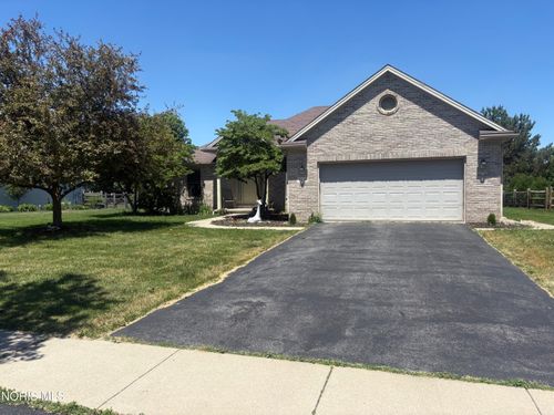 7710 Wellsbury Dr, Waterville, OH, 43566-1701 | Card Image