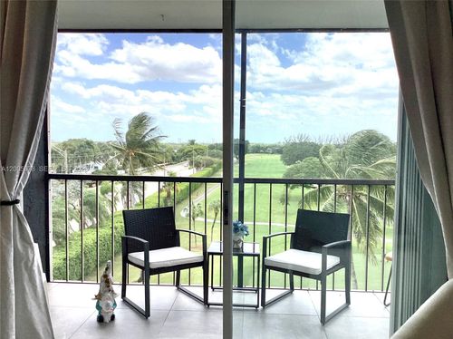 ph2a-8900 Washington Blvd, Pembroke Pines, FL, 33025-1500 | Card Image