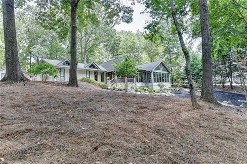 389 Lakeshore Dr, Berkeley Lake, GA, 30096-3031 | Card Image