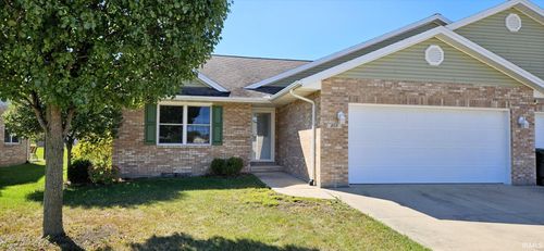 215 E Charter Dr, Muncie, IN, 47303-1118 | Card Image