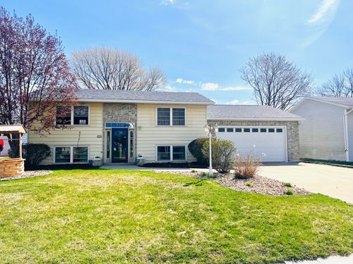 218 5th Ave Nw, Byron, MN, 55920-1236 | Card Image