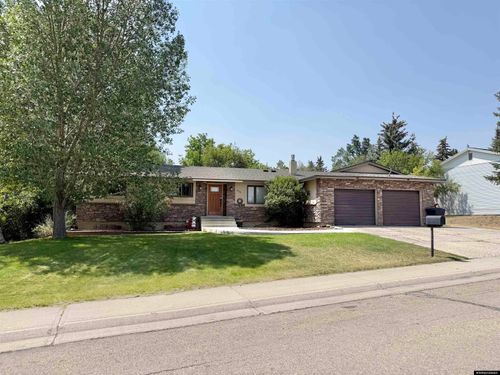 1335 7th West Ave, Kemmerer, WY, 83101-3911 | Card Image