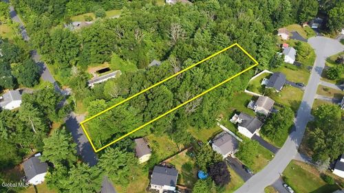117 Hutchins Rd, Ballston Spa, NY, 12020-2708 | Card Image