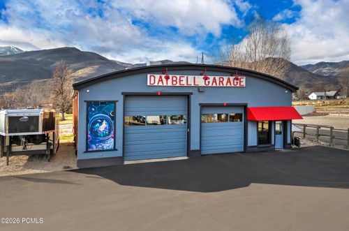 298 S Center St, Midway, UT, 84049-6524 | Card Image