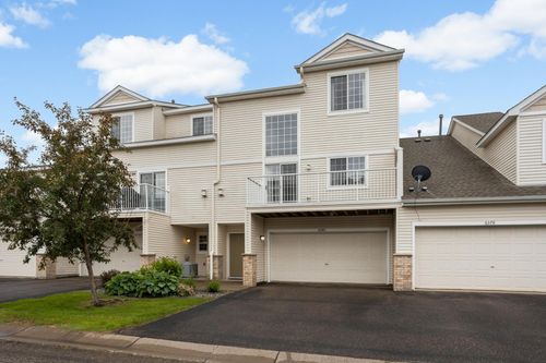 6580 Olive Ln N, Maple Grove, MN, 55311-2992 | Card Image