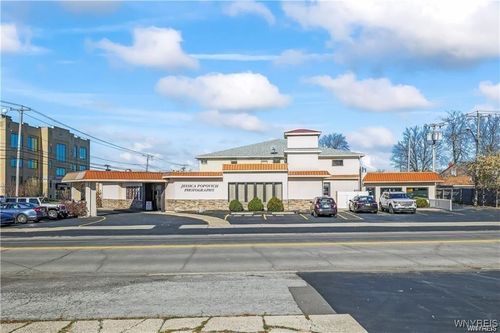 561 Main St, Tonawanda, NY, 14150-3852 | Card Image