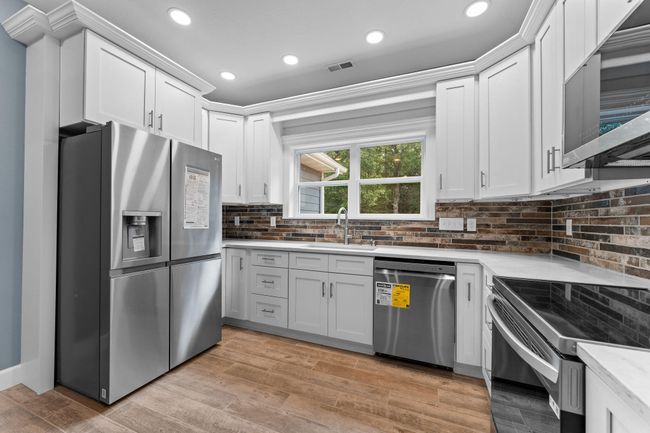 Kitchen | Image 9