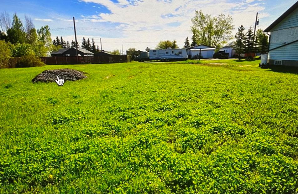 Land in Rycroft