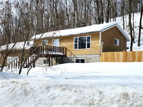 214 Addington Rd, Northbrook, ON, K0H2G0 | Card Image