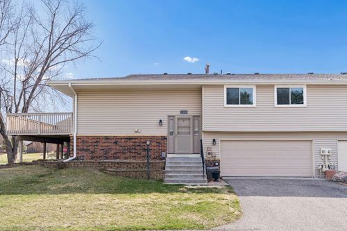11935 71st Pl N, Maple Grove, MN, 55369-5261 | Card Image