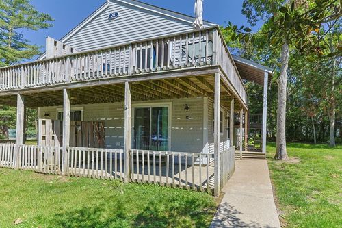 8b-70 Cape Dr, Mashpee, MA, 02649-3060 | Card Image