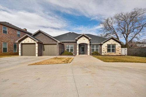 1608 Holloway Ave, Midland, TX, 79701-7039 | Card Image