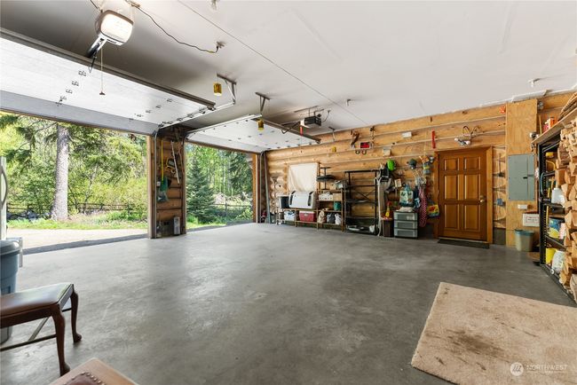 Garage | Image 26