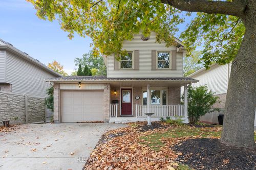 418 Woods Lane, Cambridge, ON, N3H5J4 | Card Image