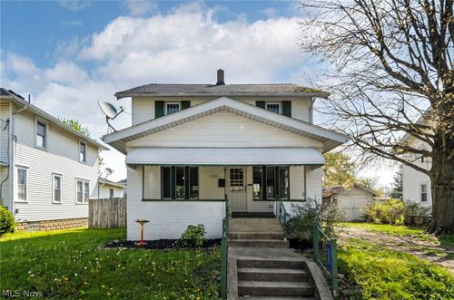 920 9th St Ne, Massillon, OH, 44646-4552 | Card Image