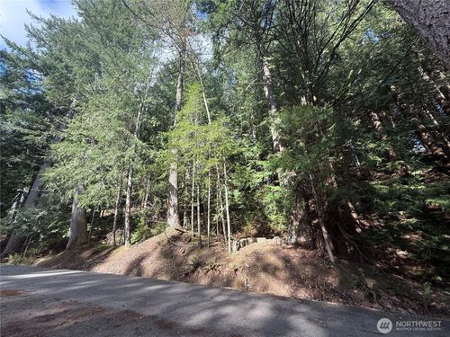 14 Granite Cir, Bellingham, WA, 98229-7853 | Card Image