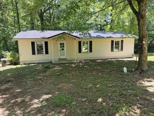 10 Fowler Dr, Saint Joseph, TN, 38481-5057 | Card Image