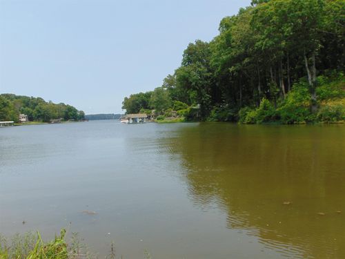 005 Wilson Lake Shores Rd, Muscle Shoals, AL, 35661 | Card Image