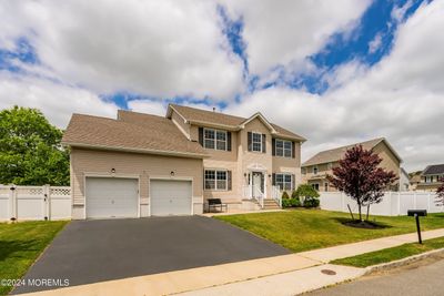 8 Goldenrod Avenue, House other with 4 bedrooms, 2 bathrooms and null parking in Bayville NJ | Image 3