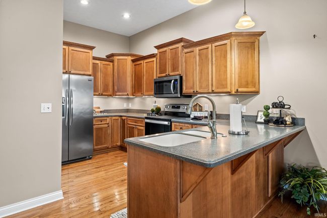 1733 Mill Pond Ln, Condo with 3 bedrooms, 2 bathrooms and null parking in Lafayette IN | Image 10