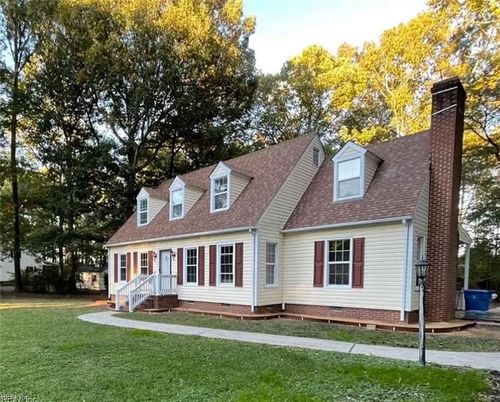 33227 Pinecrest Dr, Boykins, VA, 23827-2634 | Card Image